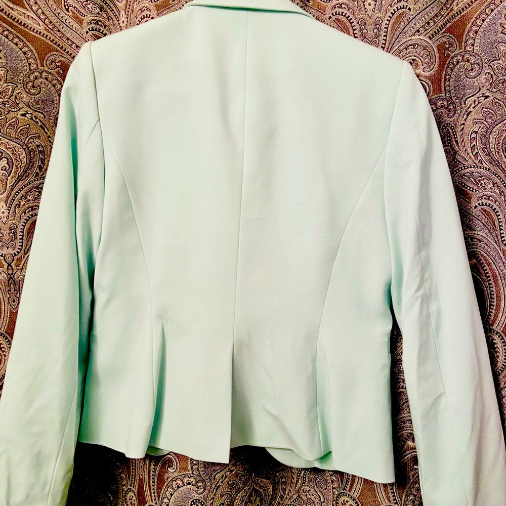 Size small